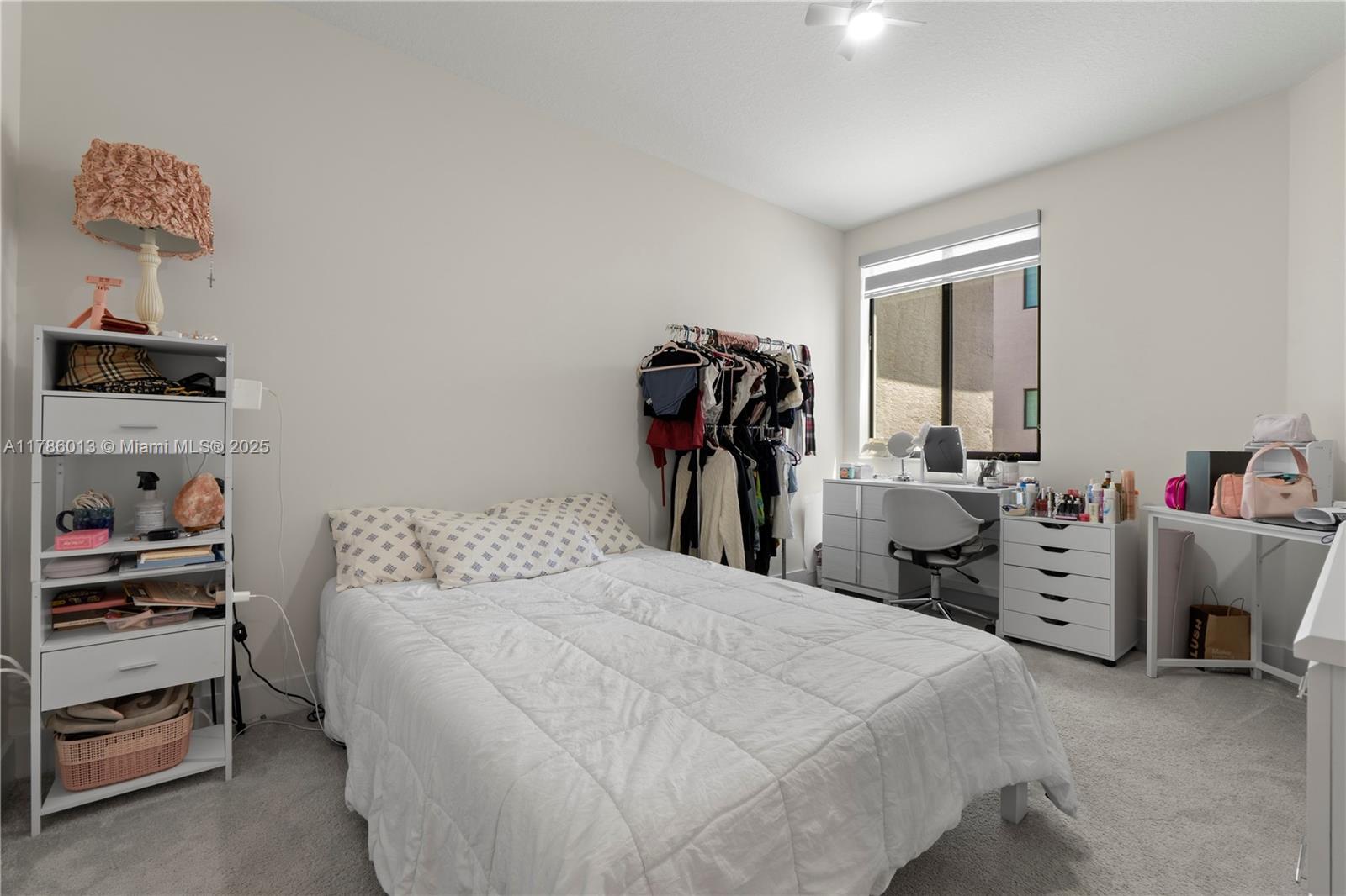 8292 NW 43rd St,Doral, FL 33166