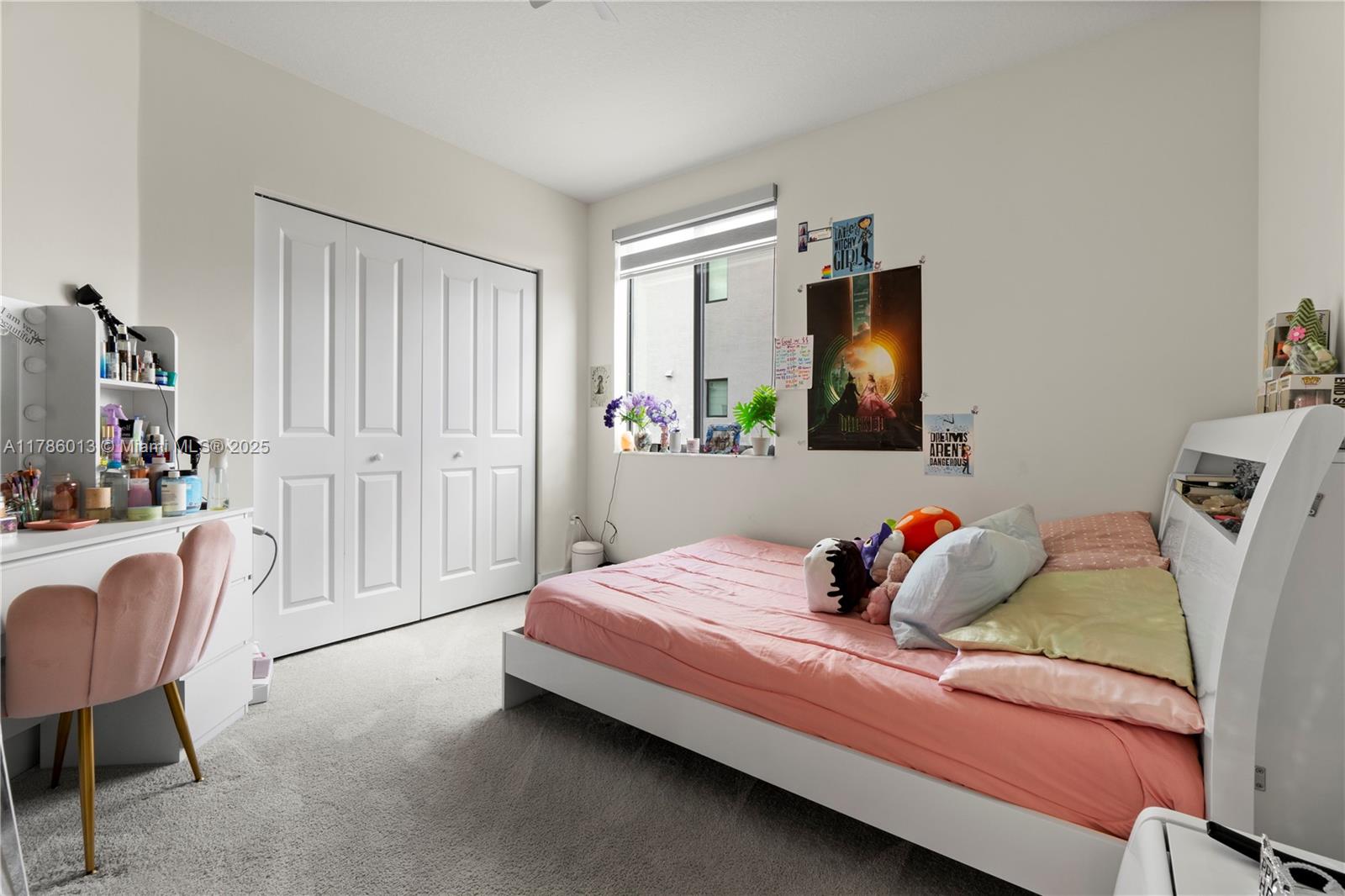 8292 NW 43rd St,Doral, FL 33166