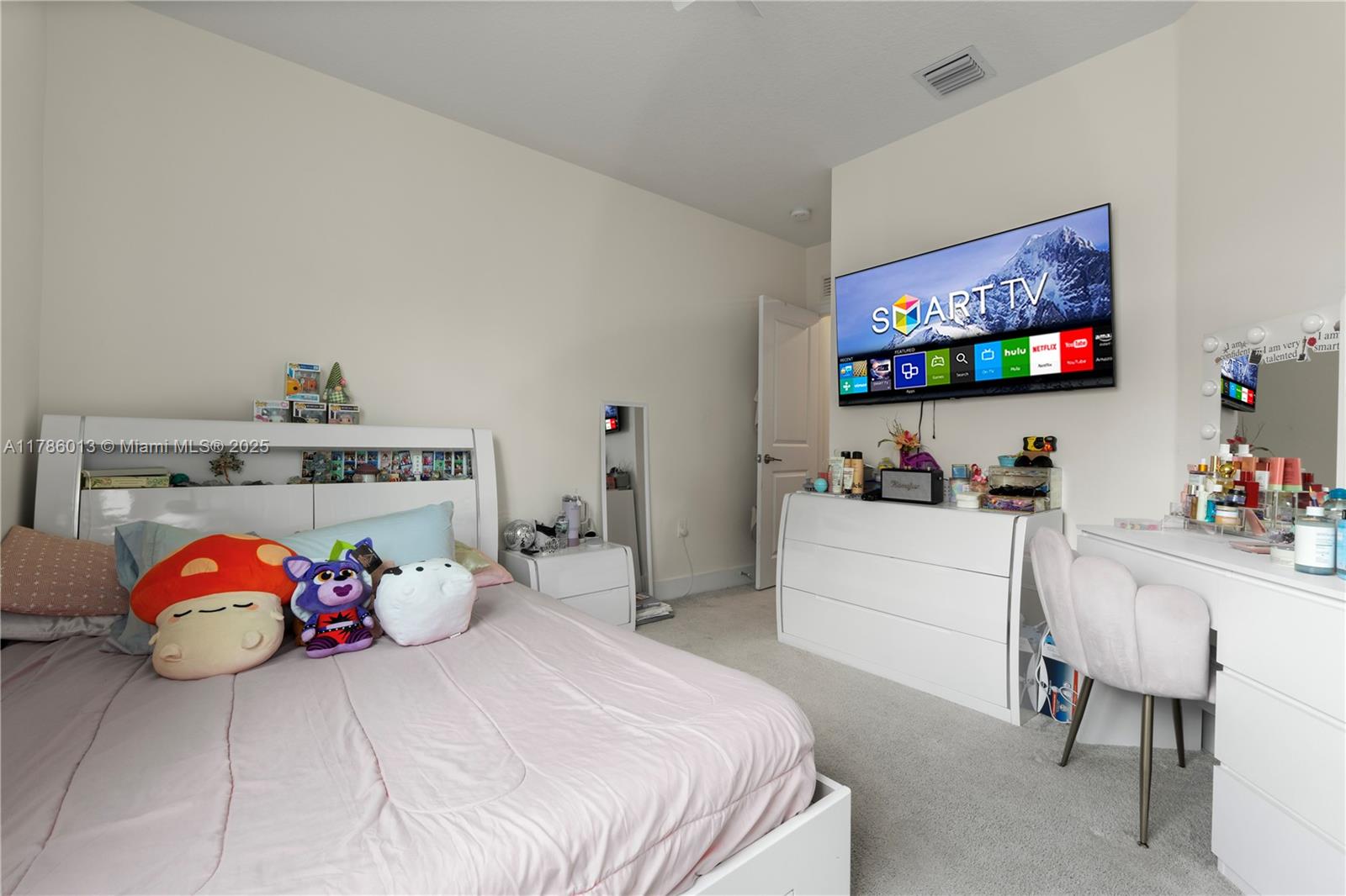 8292 NW 43rd St,Doral, FL 33166