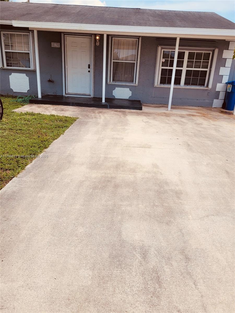 8130 SW 7th Ct,North Lauderdale, FL 33068