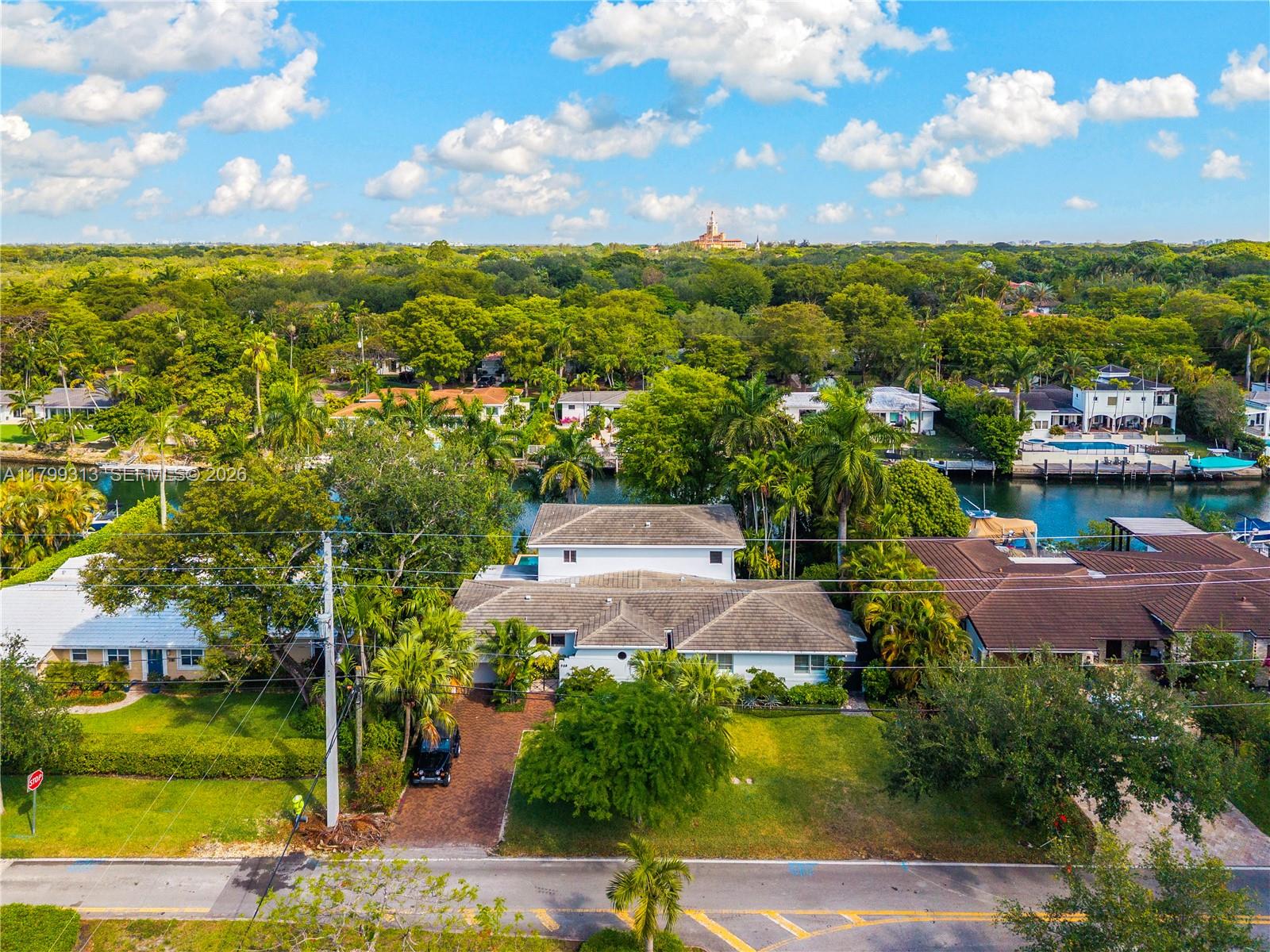 725 Vilabella Ave Coral Gables, FL 33146