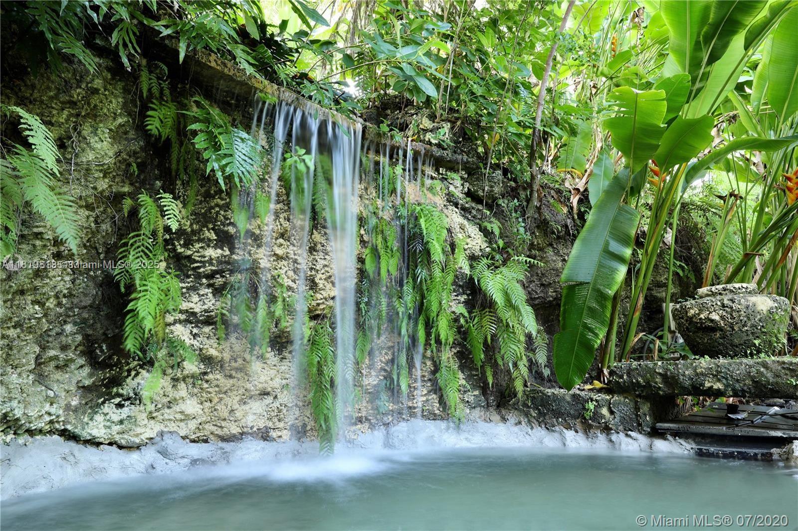 6540 SW 135th Ter Pinecrest, FL 33156