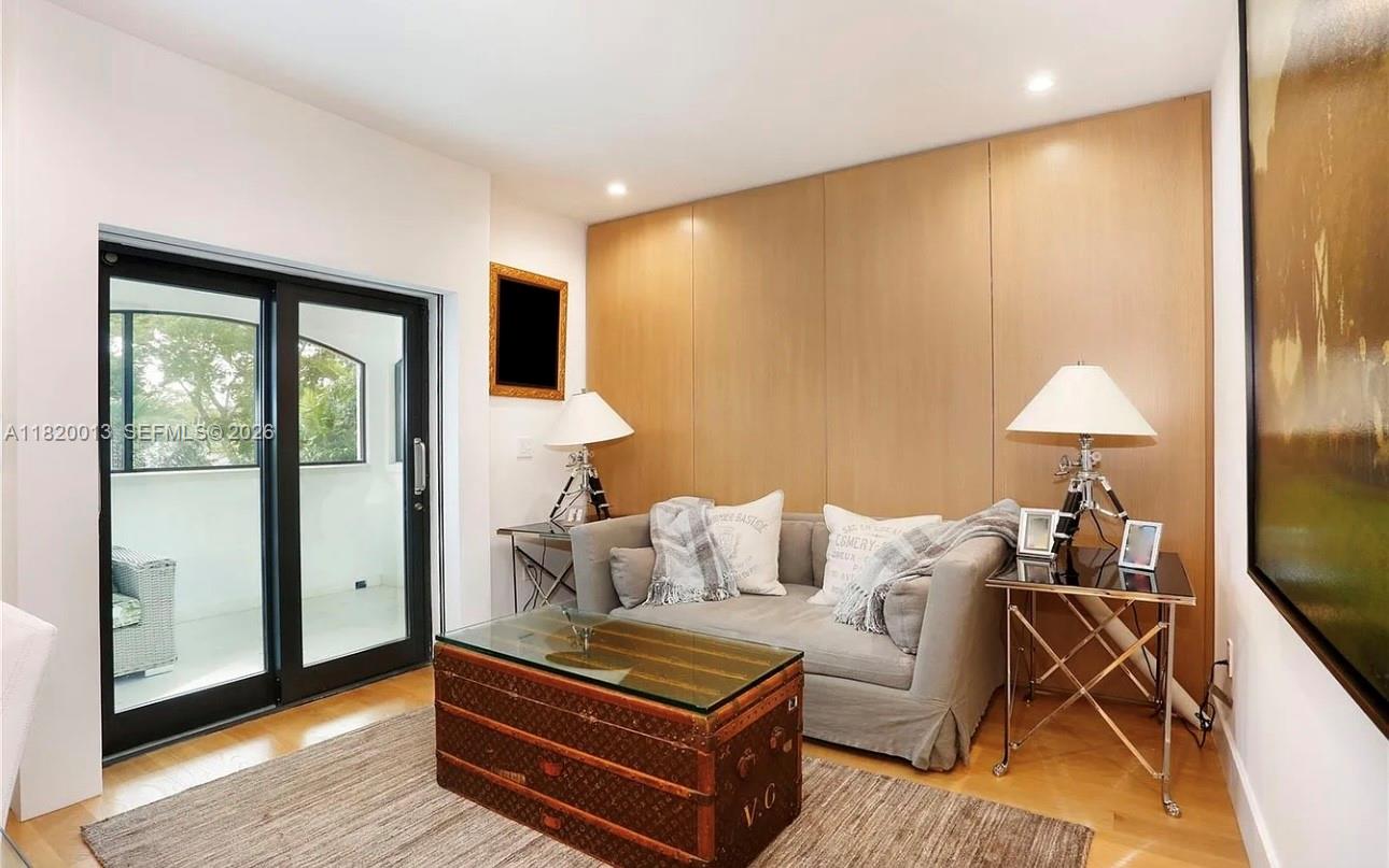 6611 Leonardo St Coral Gables, FL 33146