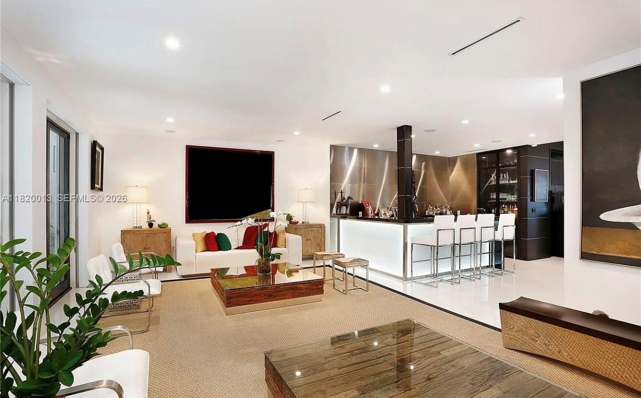 6611 Leonardo St Coral Gables, FL 33146