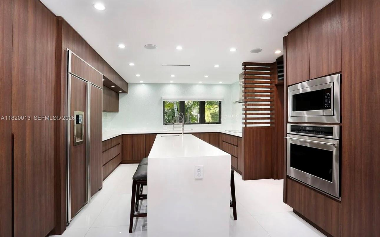 6611 Leonardo St Coral Gables, FL 33146