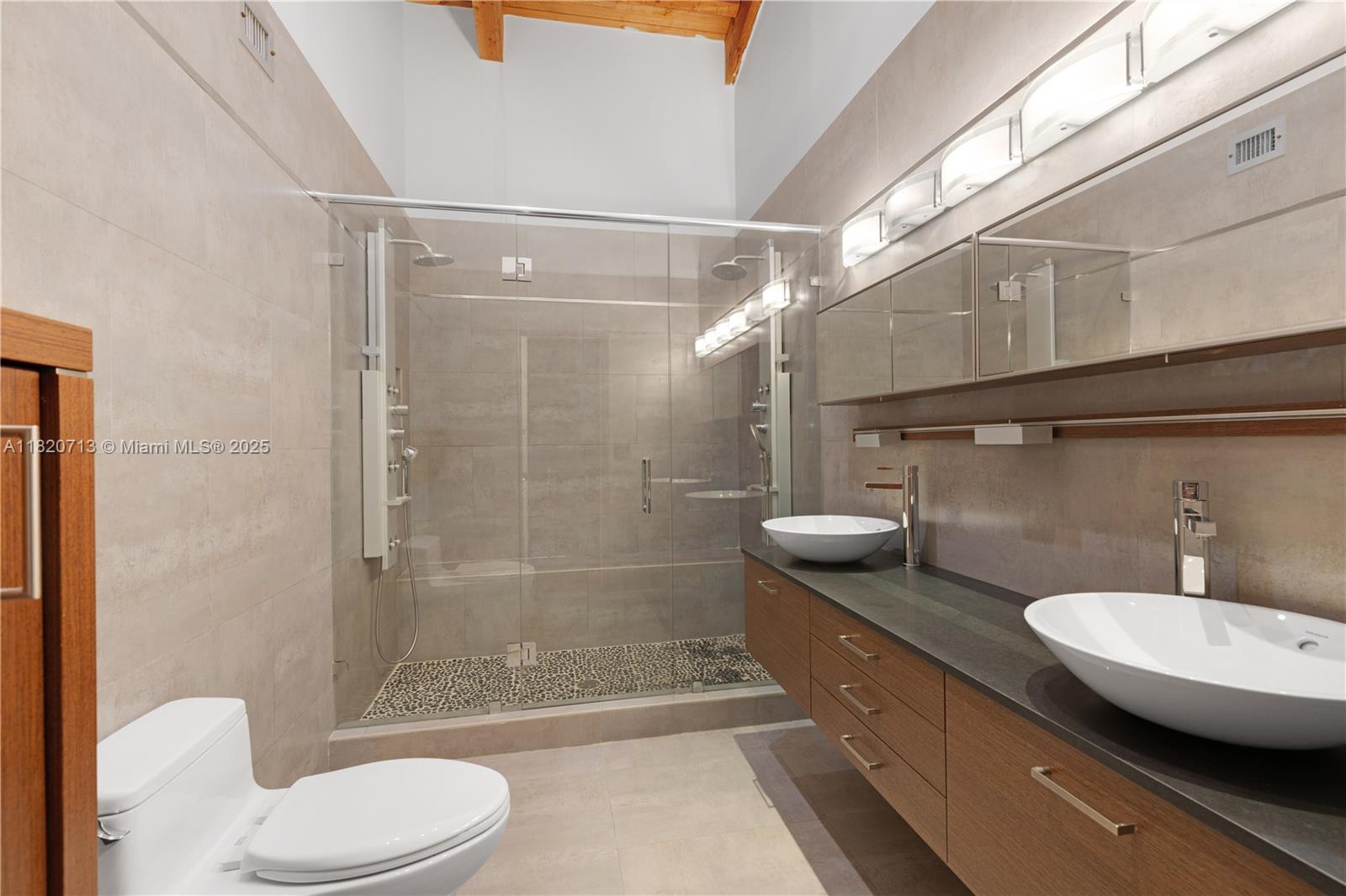 2627 S Parkview Dr #2627,Hallandale Beach, FL 33009