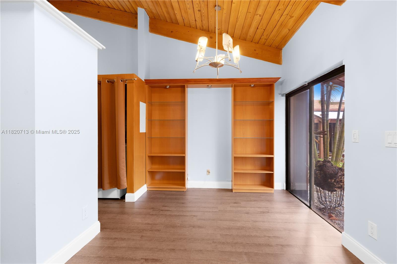 2627 S Parkview Dr #2627,Hallandale Beach, FL 33009