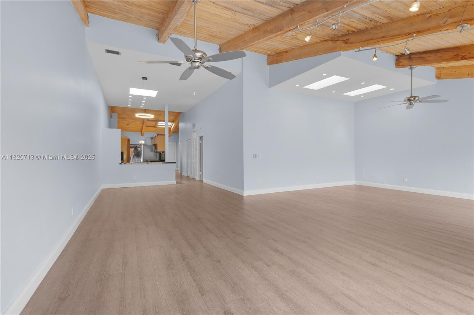 2627 S Parkview Dr #2627,Hallandale Beach, FL 33009