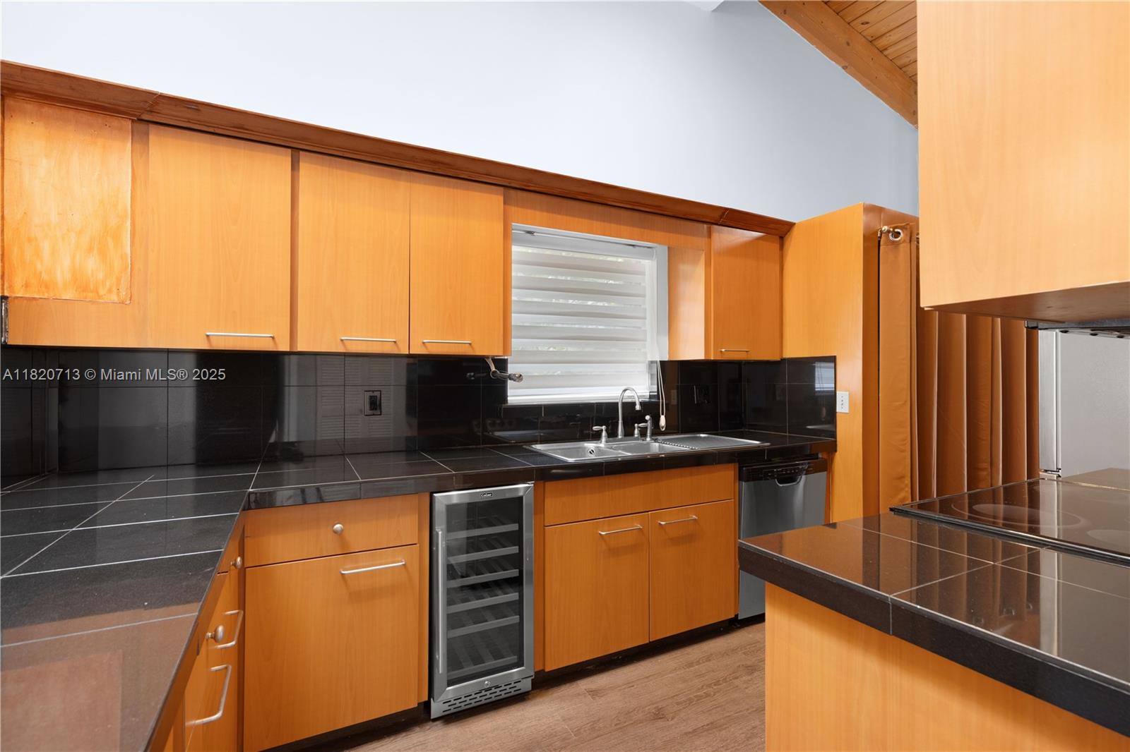 2627 S Parkview Dr #2627,Hallandale Beach, FL 33009