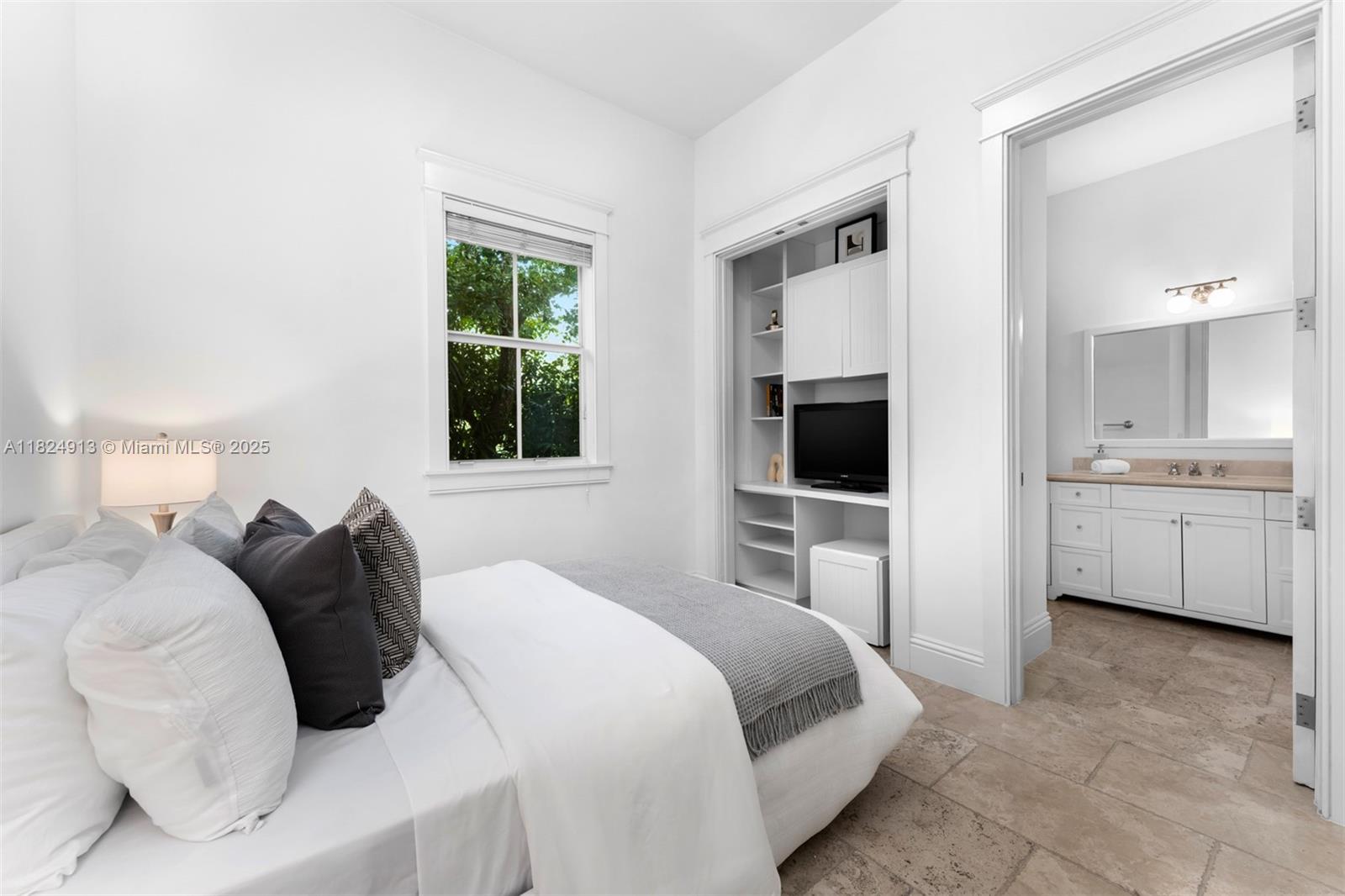 7415 SW 49th Pl,Miami, FL 33143