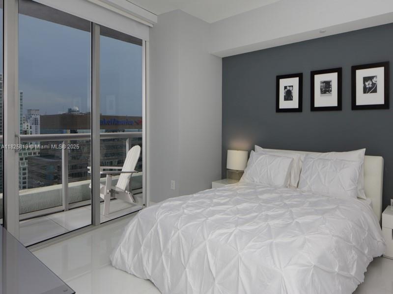 image Icon Brickell No Two16