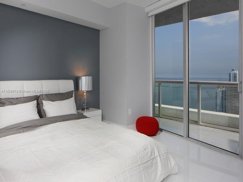 image Icon Brickell No Two8
