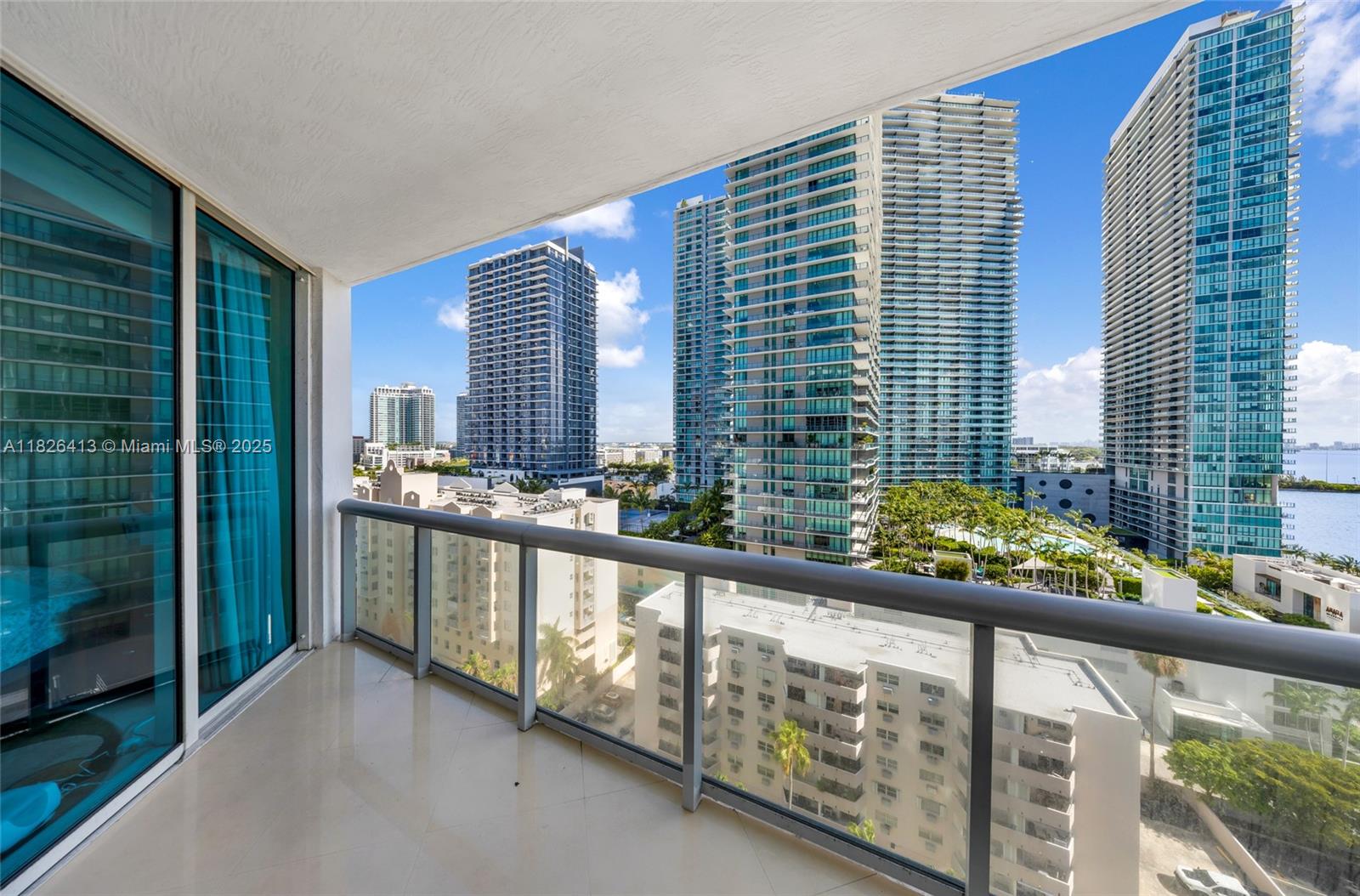 image Platinum Condo23