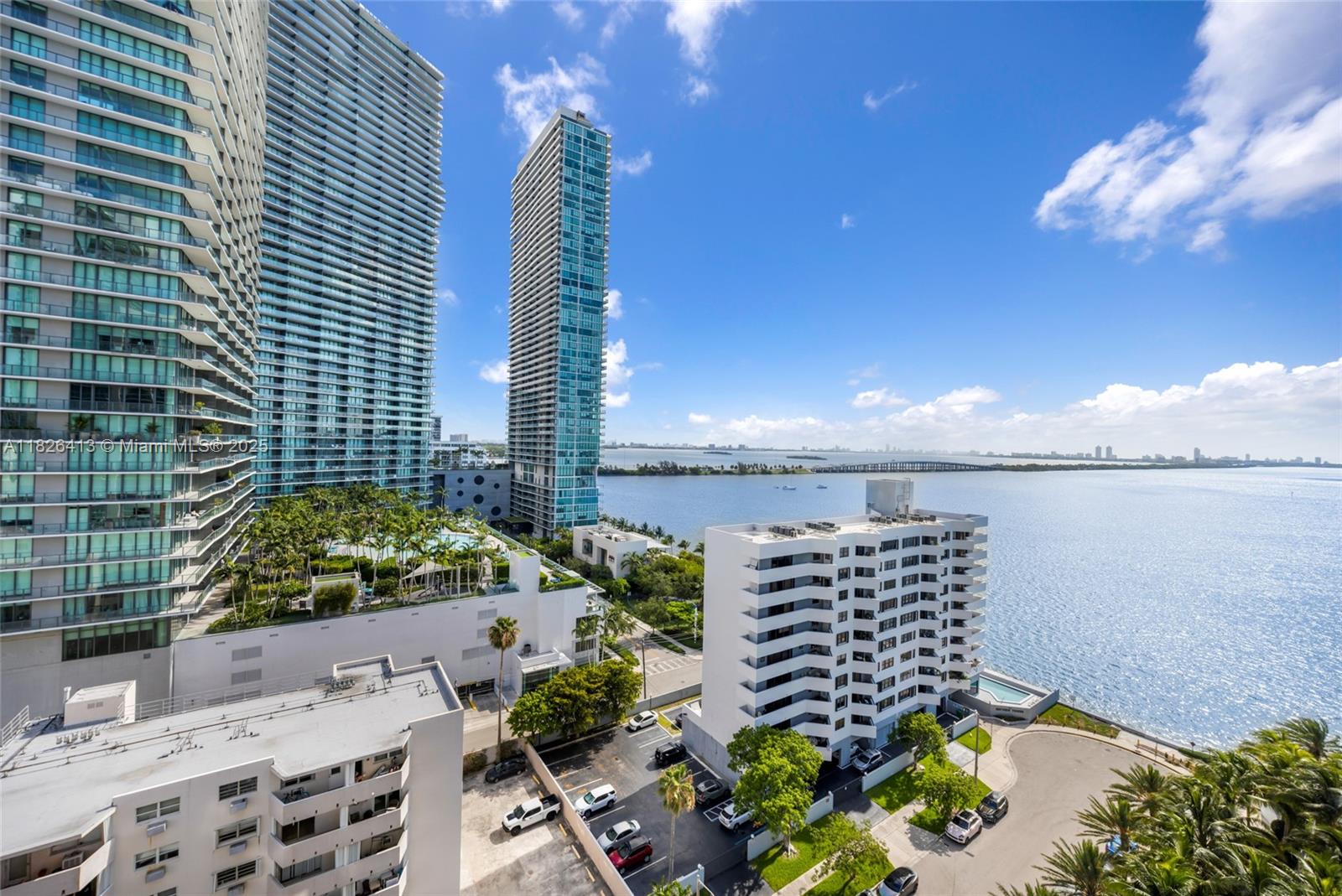 image Platinum Condo2