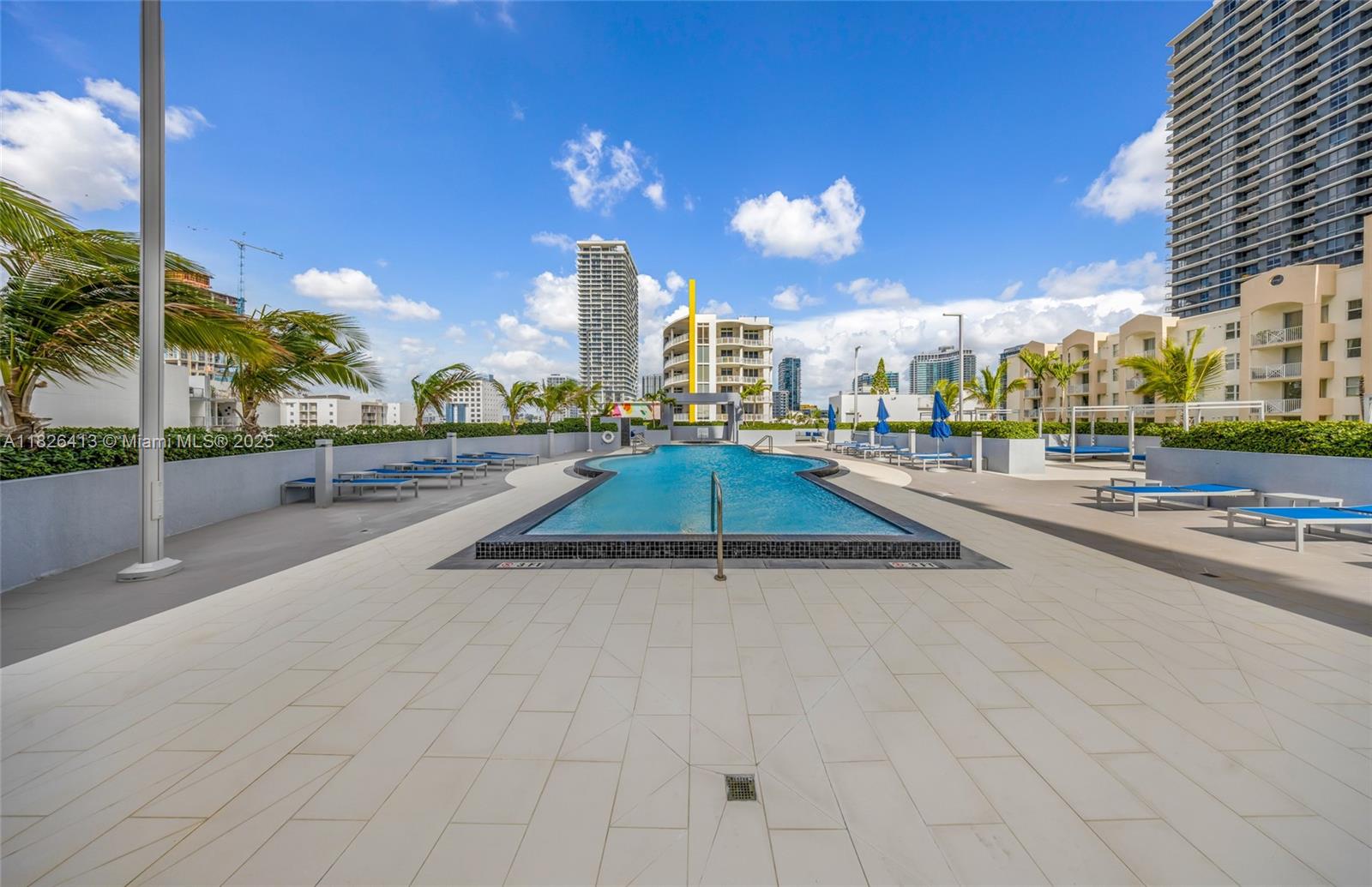 image Platinum Condo30
