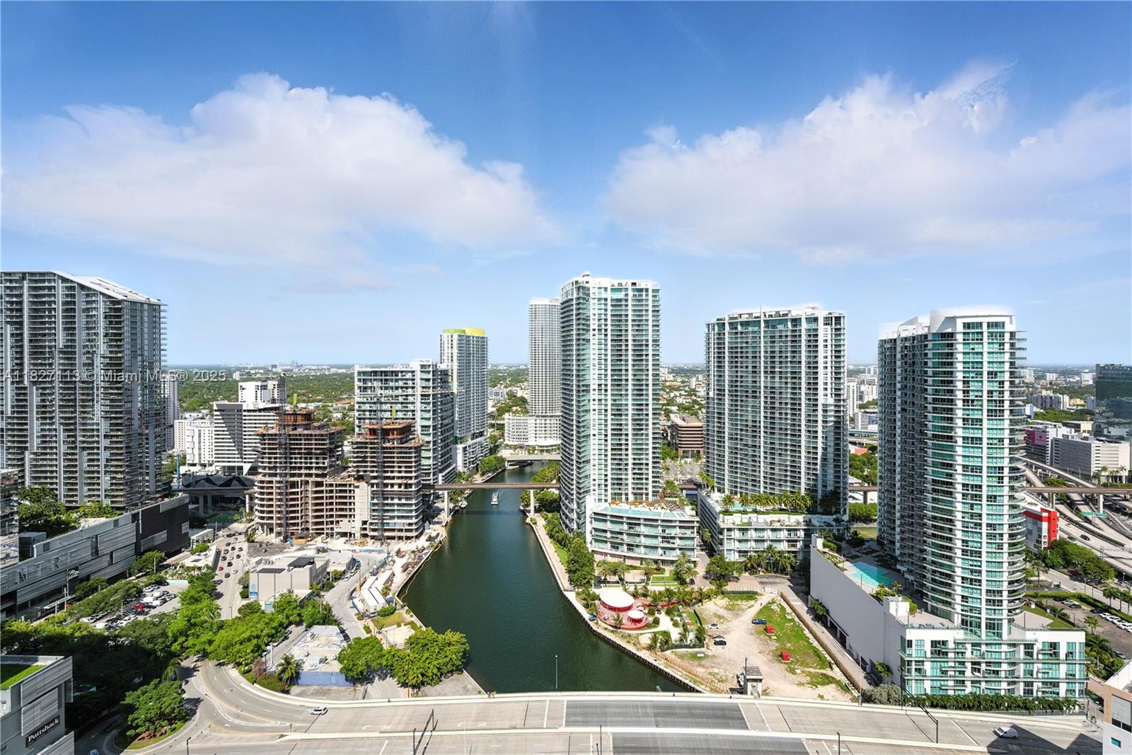 image Brickell On The River14