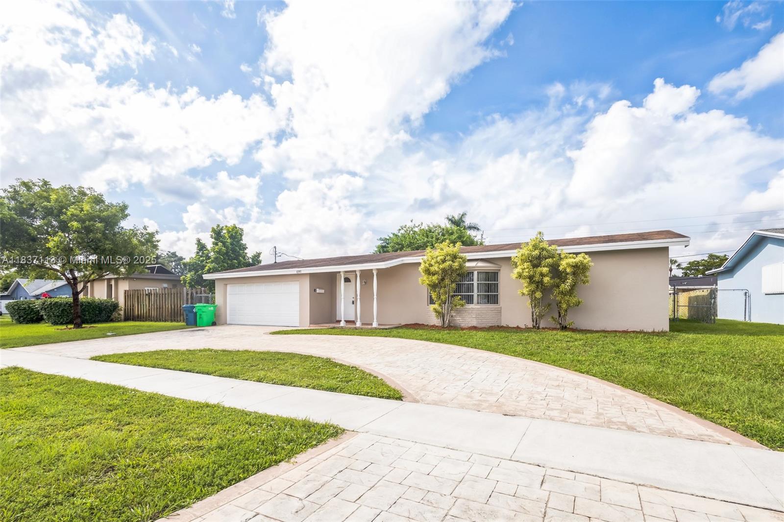 8361 NW 28th Pl