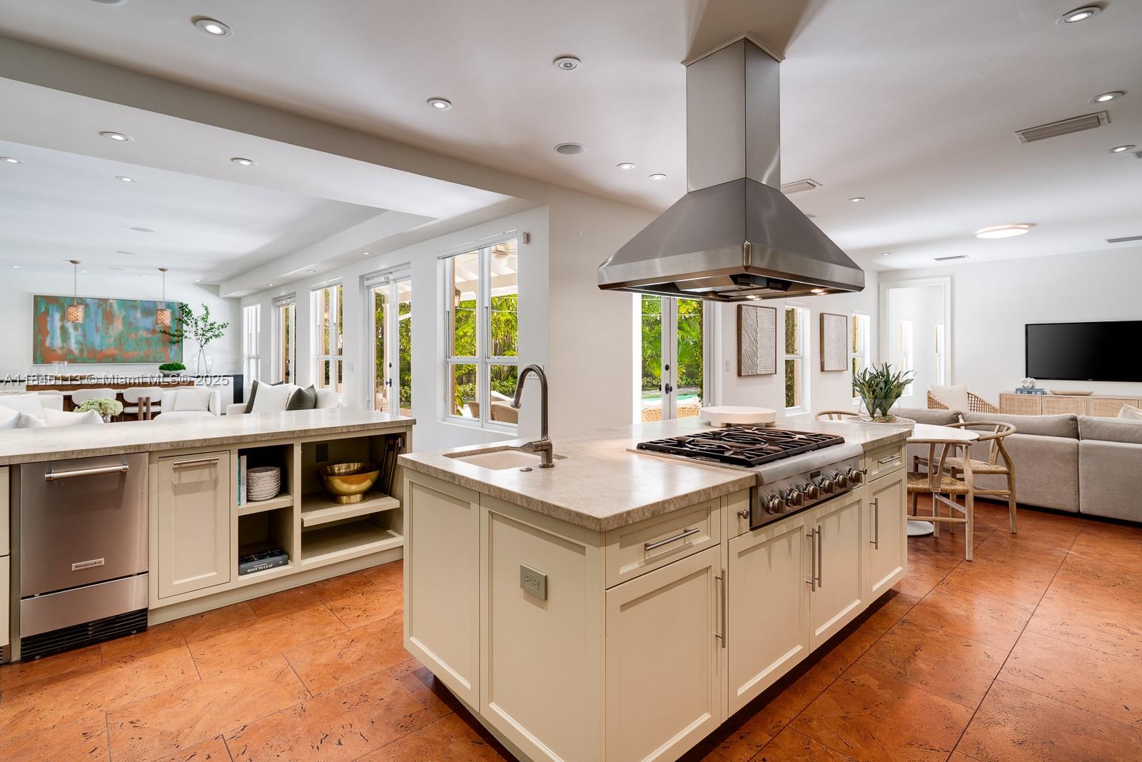 5776 SW 77th Ter South Miami, FL 33143