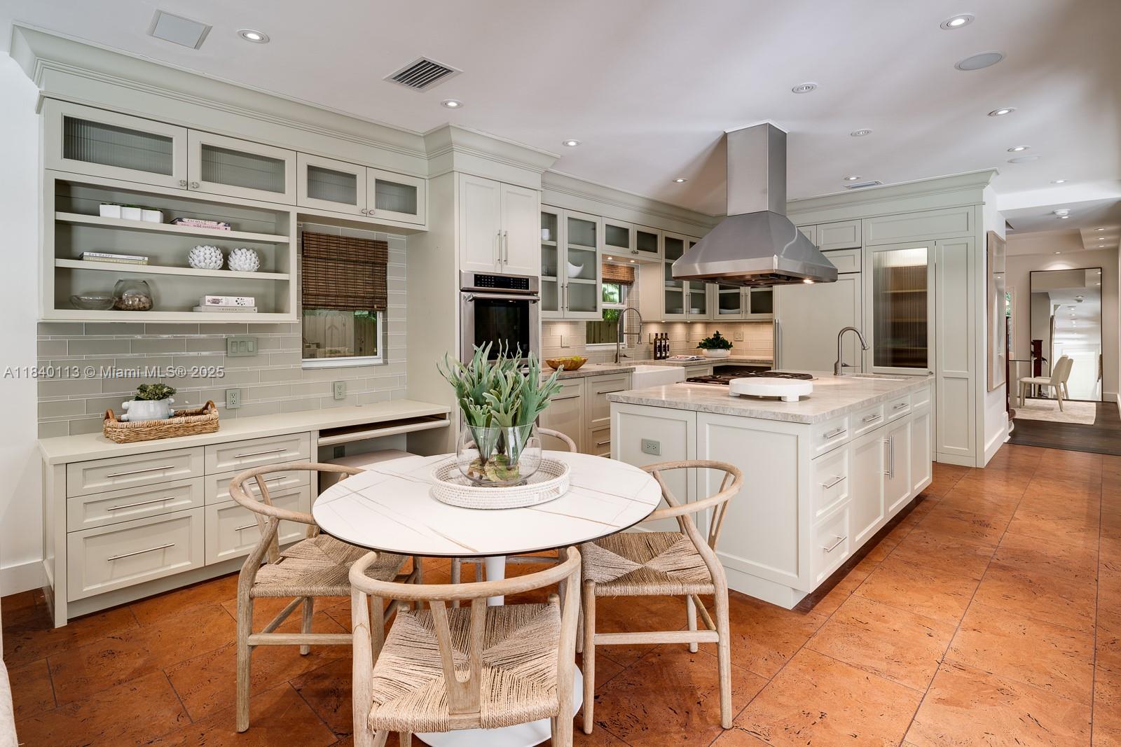 5776 SW 77th Ter South Miami, FL 33143