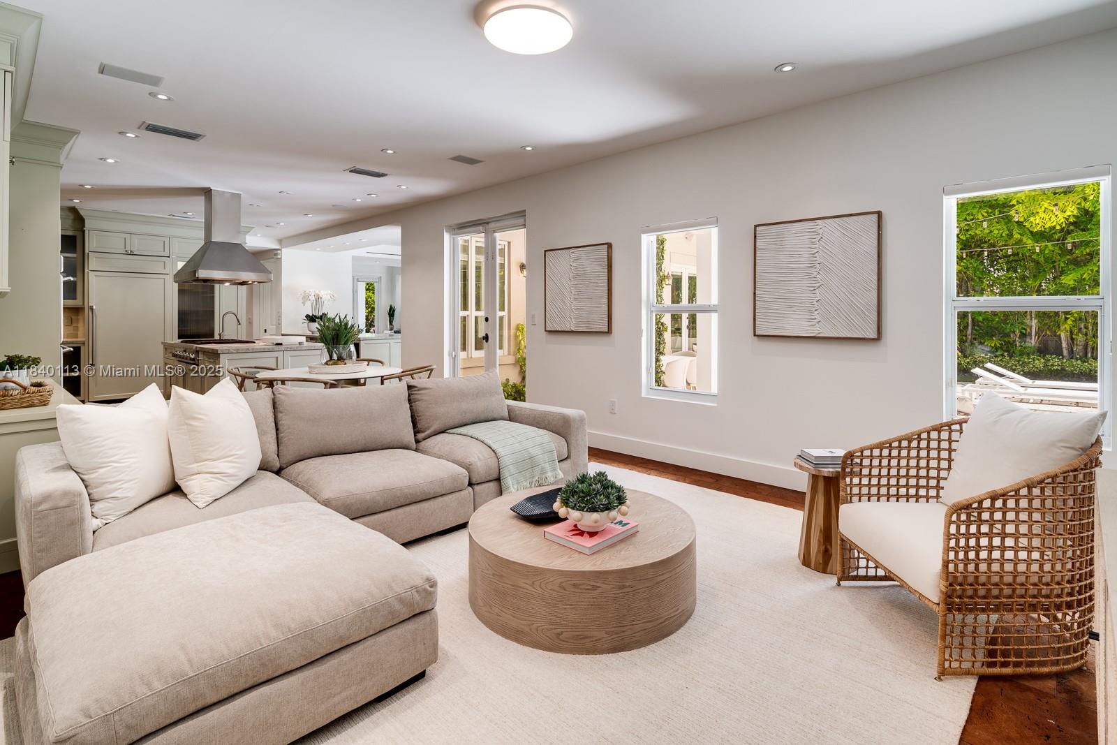 5776 SW 77th Ter South Miami, FL 33143