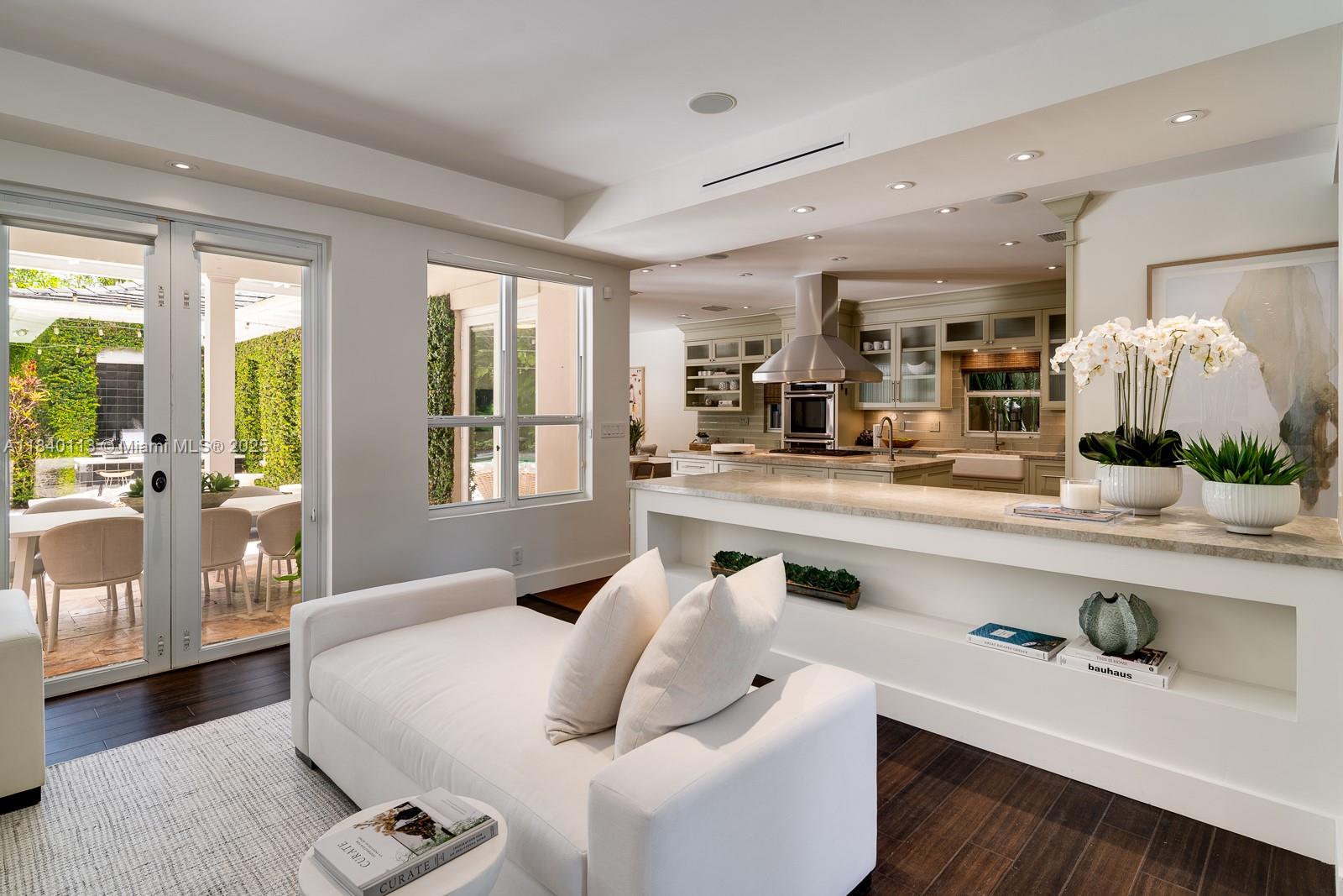 5776 SW 77th Ter South Miami, FL 33143