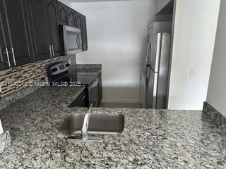 14861 SW 104th St #28-11