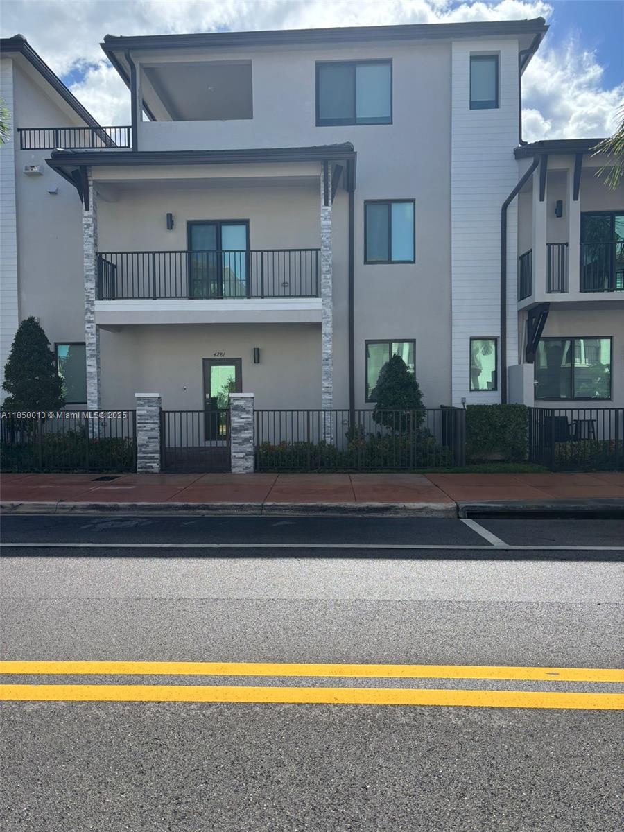 4281 NW 83rd Ave #4281
