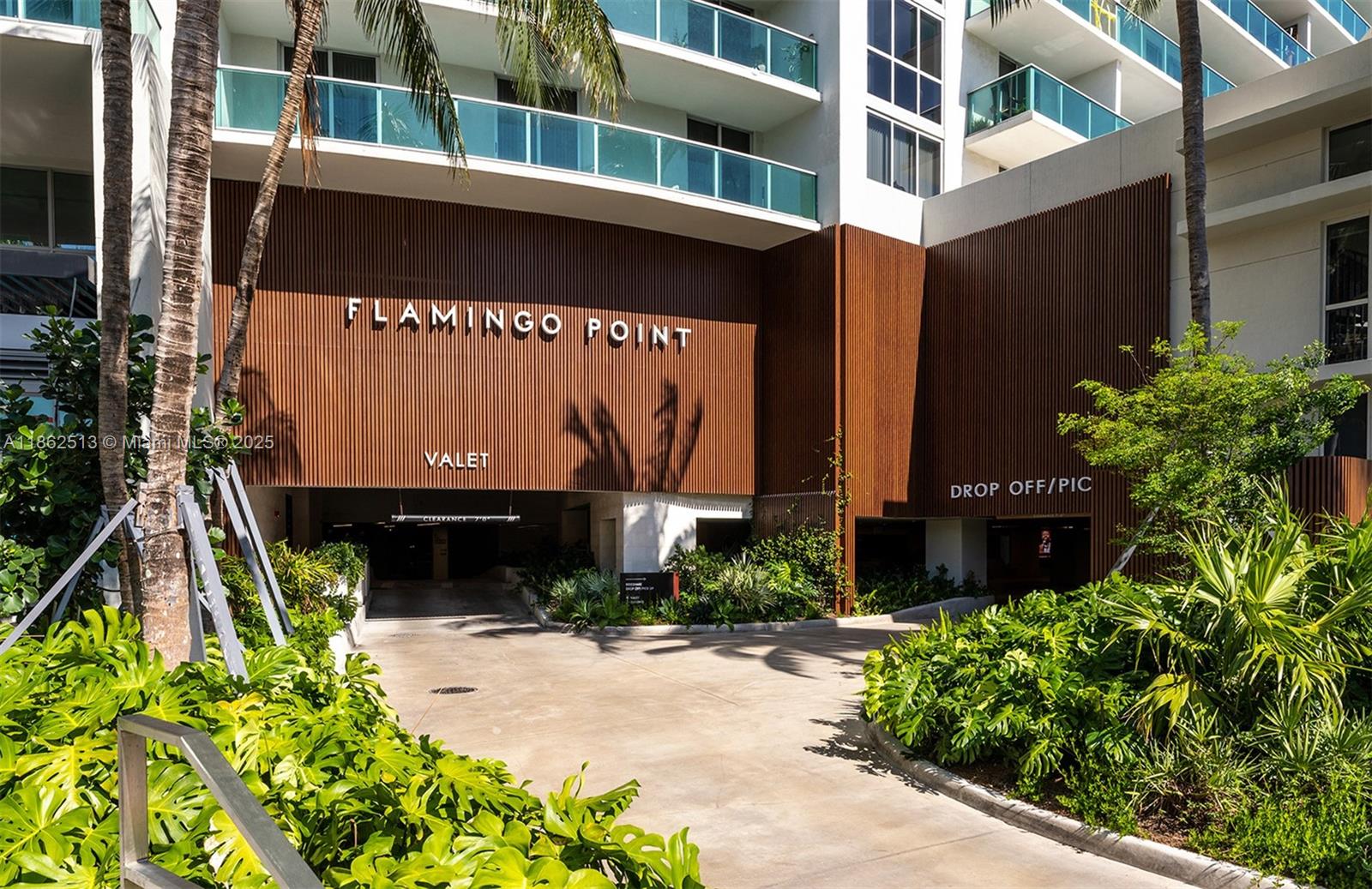 image Flamingo South Beach36