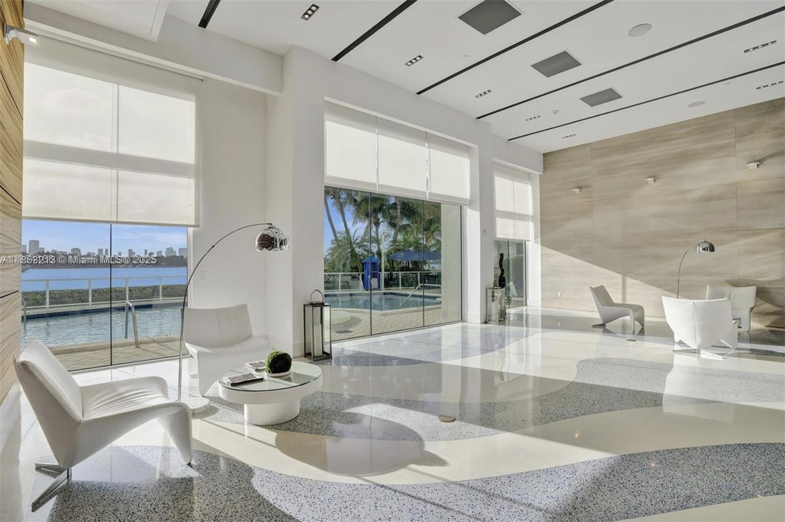 image The Floridian Condo23
