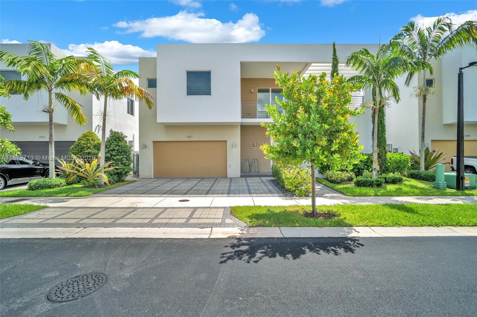 7457 NW 101st Ave Doral, FL 33178