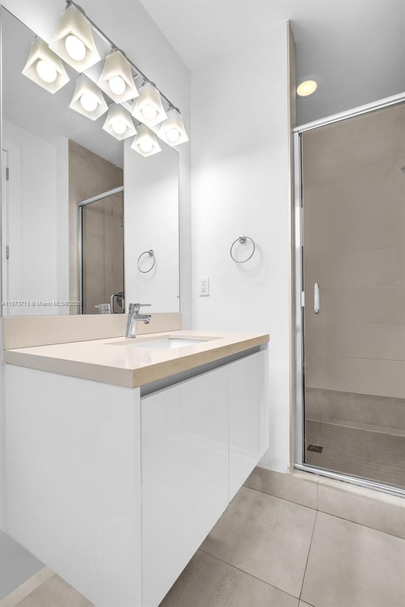 7457 NW 101st Ave Doral, FL 33178