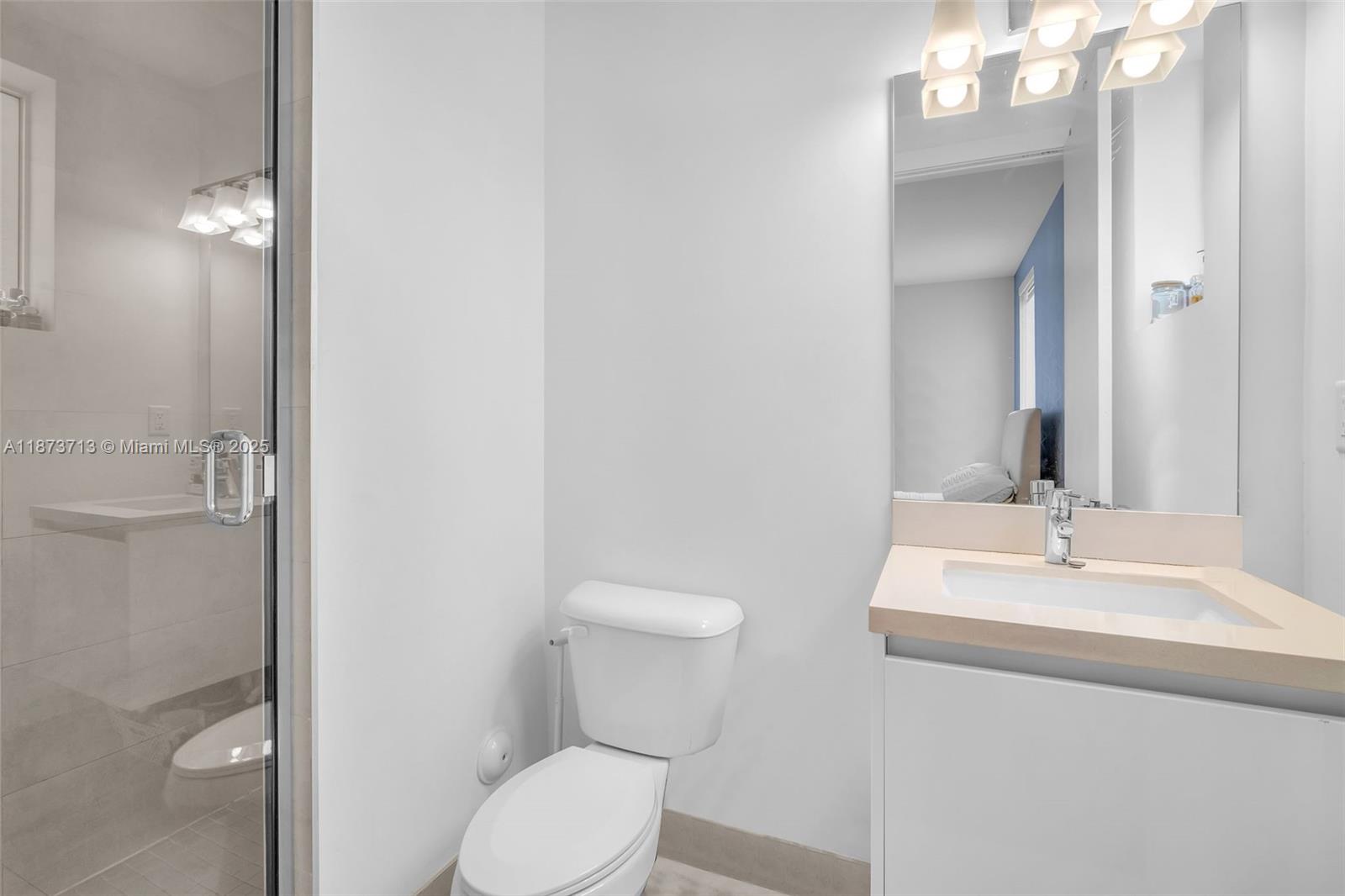 7457 NW 101st Ave Doral, FL 33178