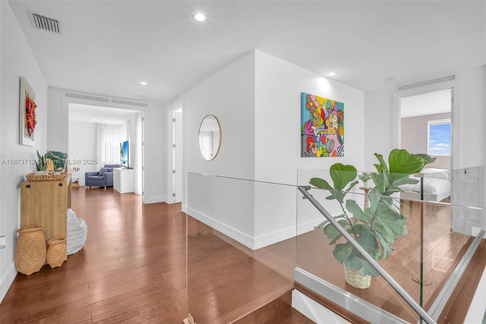 7457 NW 101st Ave Doral, FL 33178