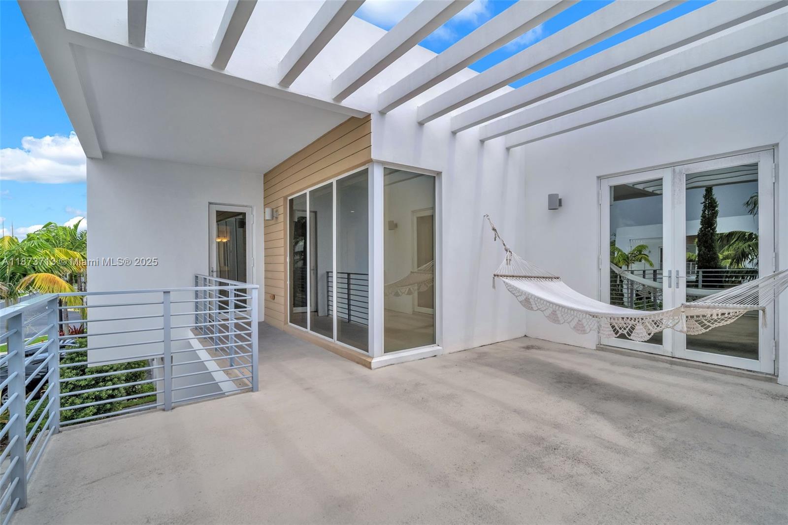 7457 NW 101st Ave Doral, FL 33178