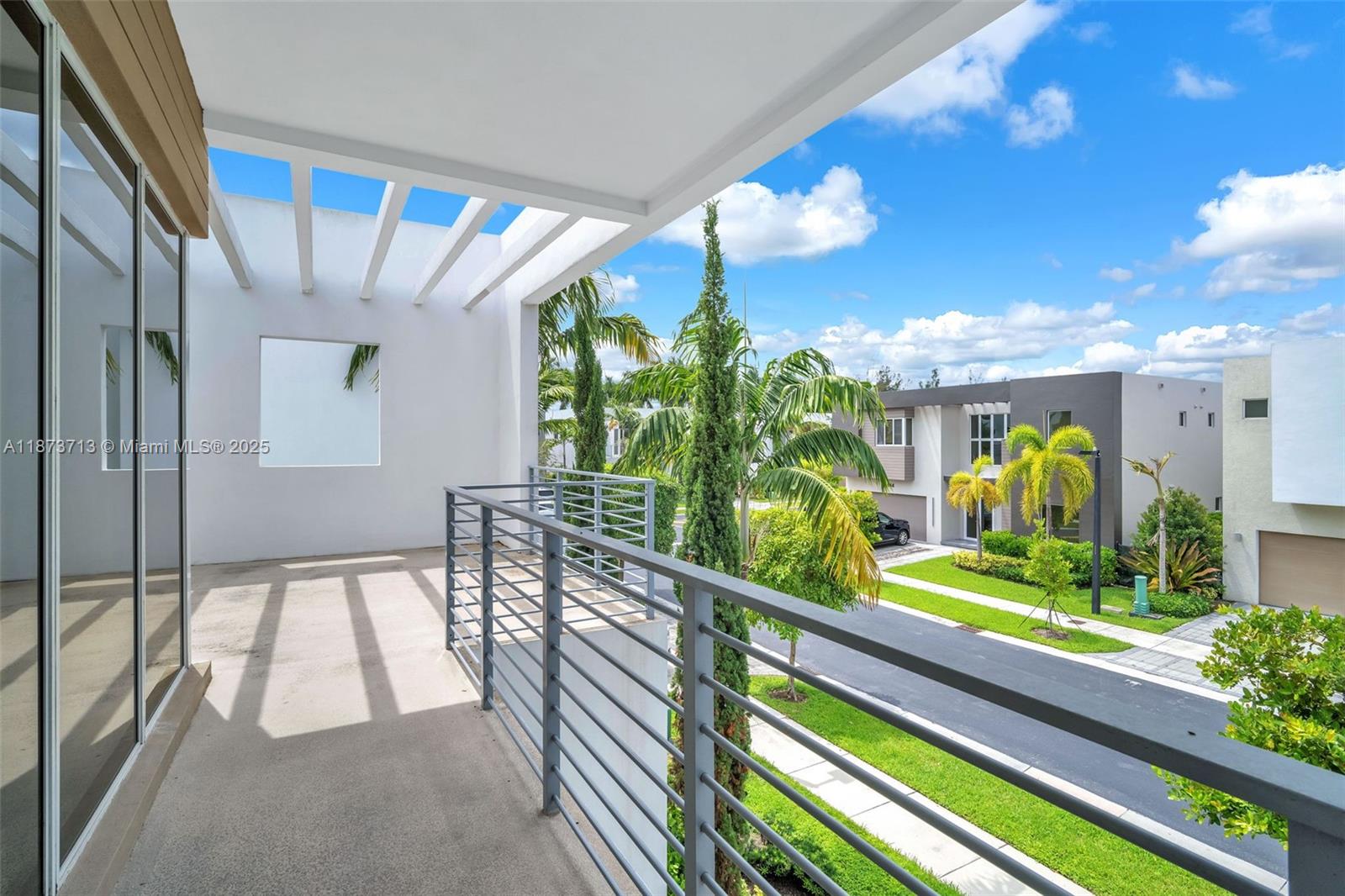 7457 NW 101st Ave Doral, FL 33178