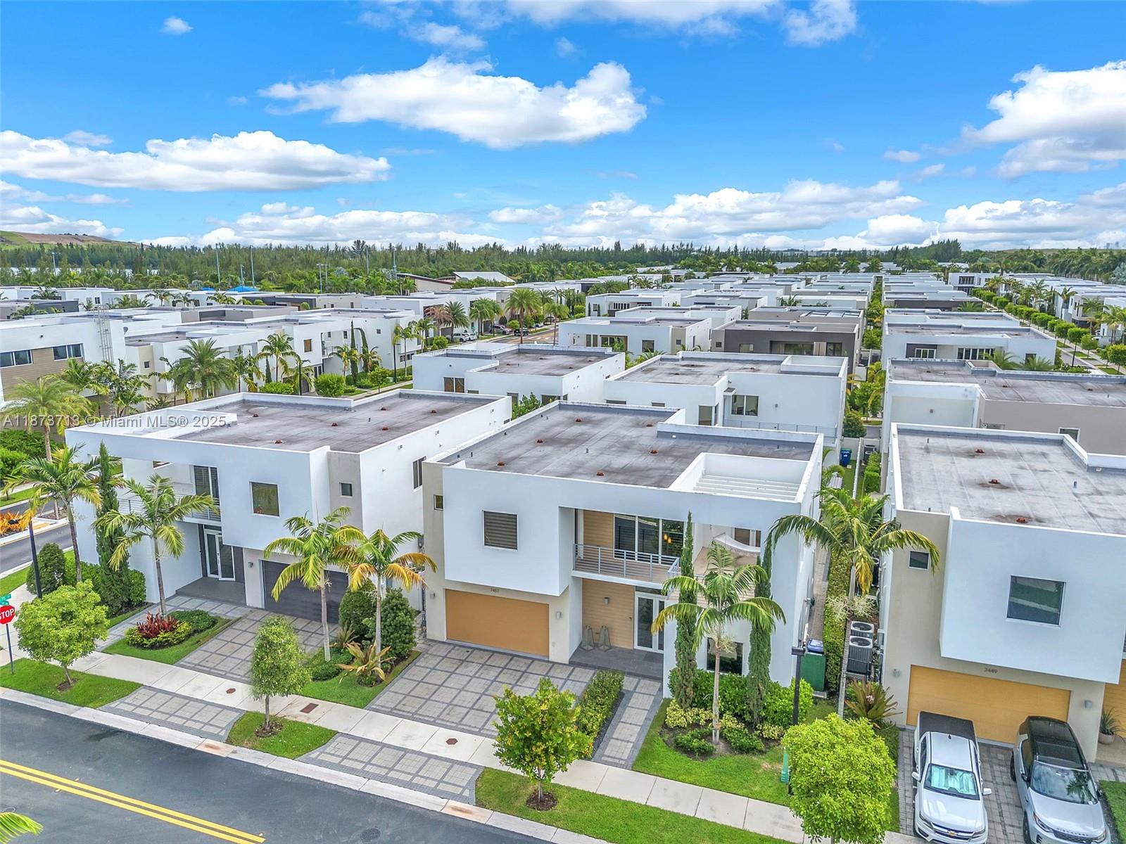 7457 NW 101st Ave Doral, FL 33178