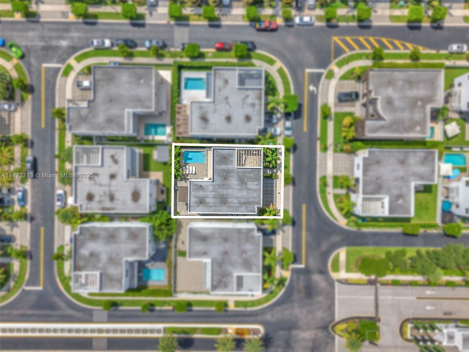 7457 NW 101st Ave Doral, FL 33178