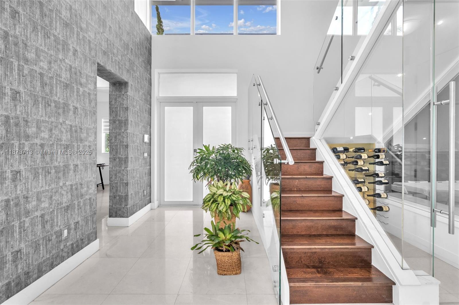 7457 NW 101st Ave Doral, FL 33178