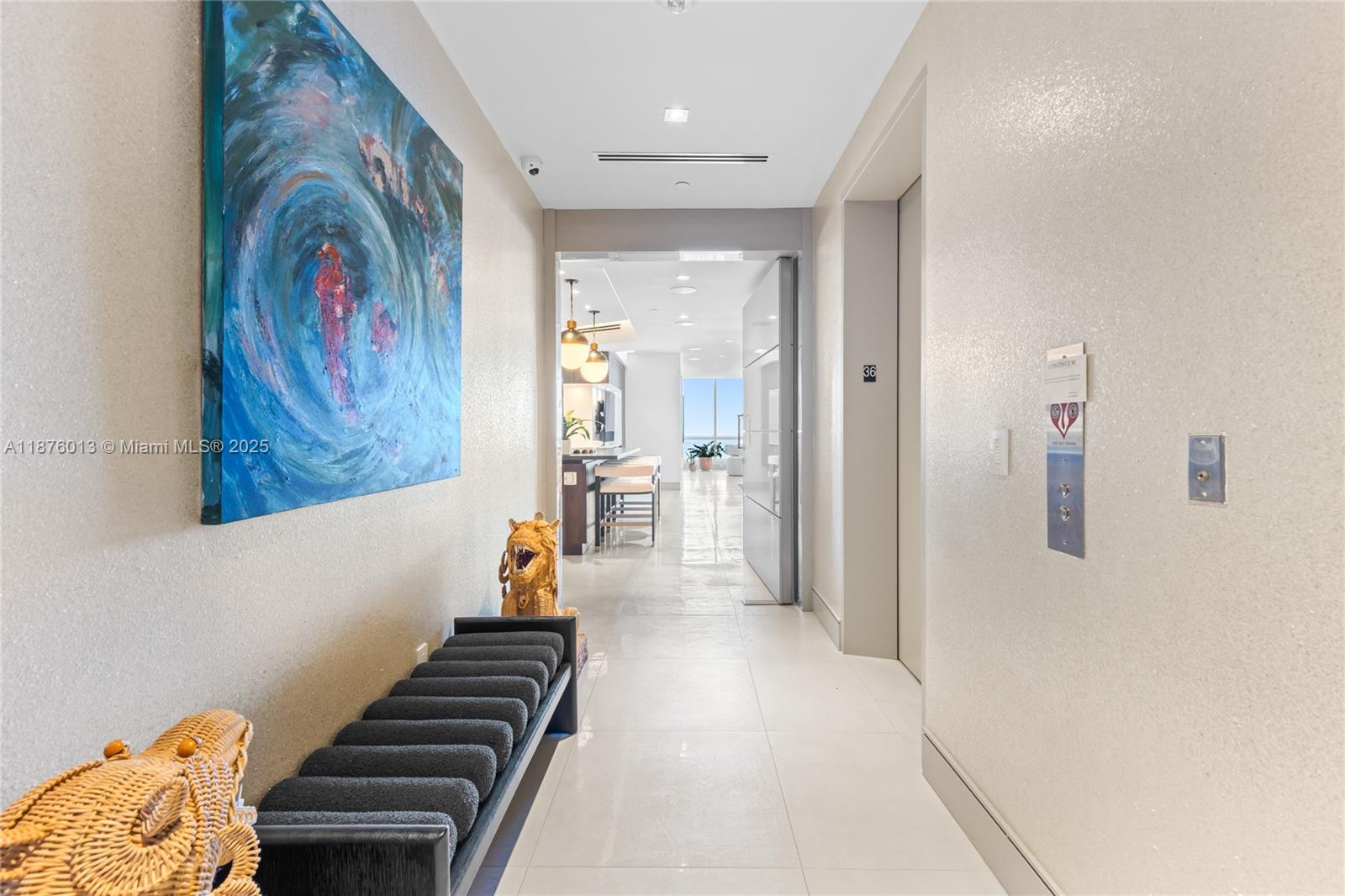 image Continuum On South Beach25