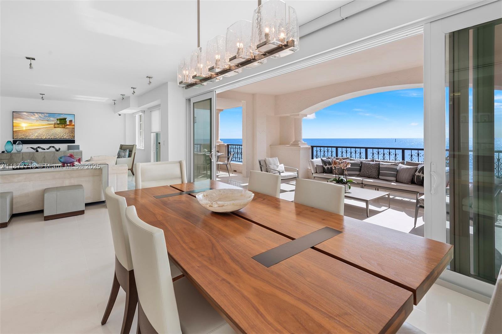 7966 Fisher Is Dr #7966 Miami Beach, FL 33109