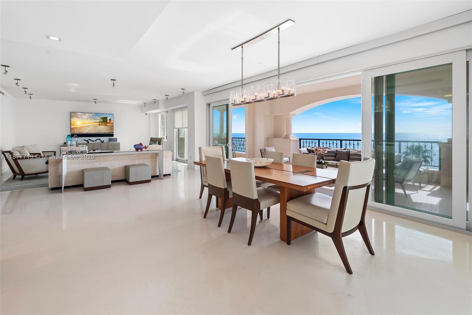 7966 Fisher Is Dr #7966 Miami Beach, FL 33109