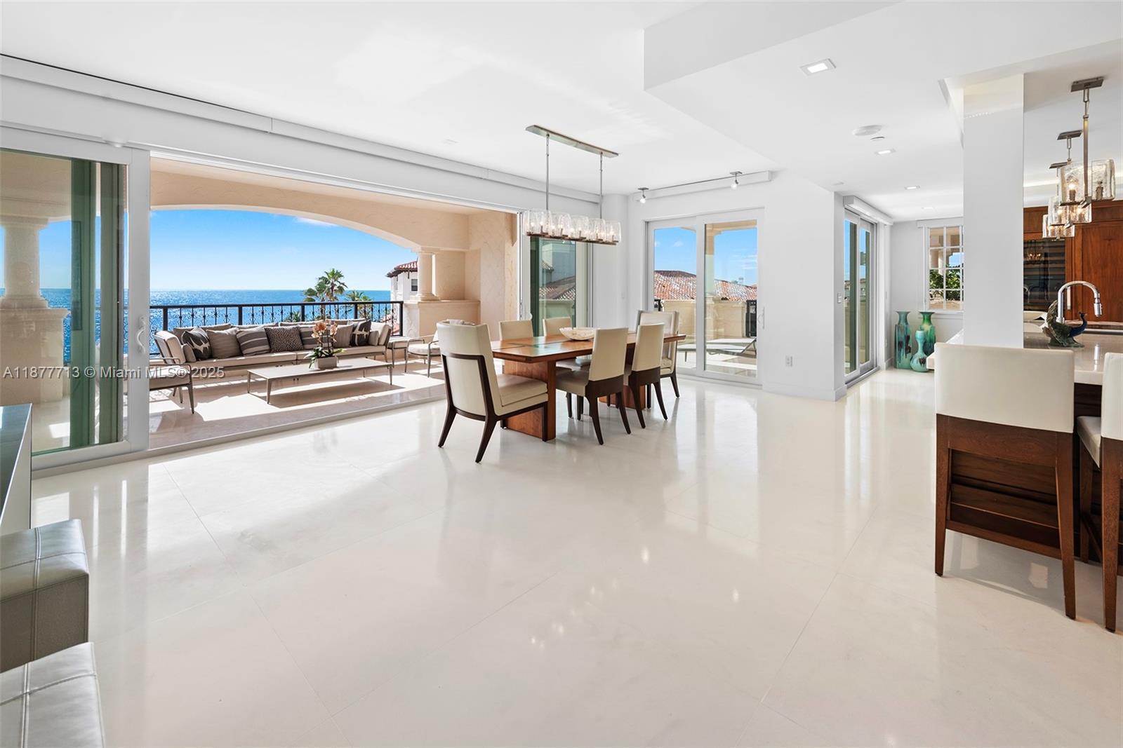 7966 Fisher Is Dr #7966 Miami Beach, FL 33109