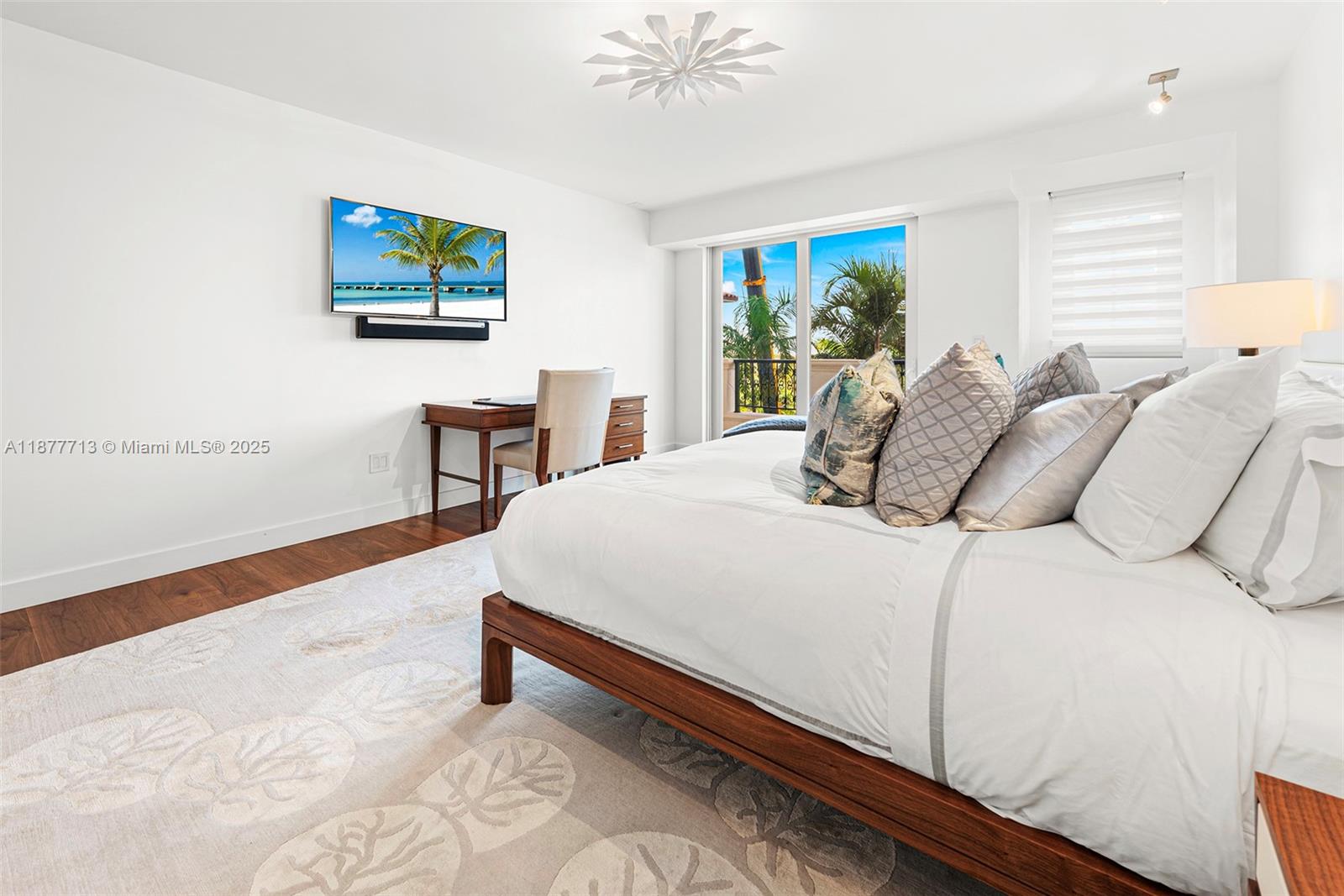 7966 Fisher Is Dr #7966 Miami Beach, FL 33109