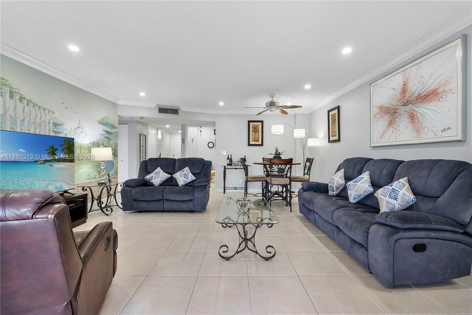 4851 NW 21st St #109