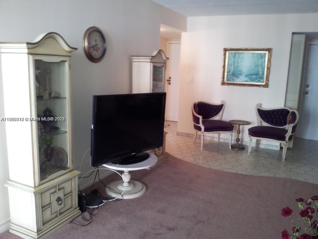 250 174th St #706