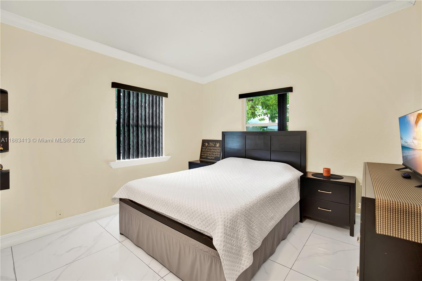 6400 SW 62nd Ct South Miami, FL 33143