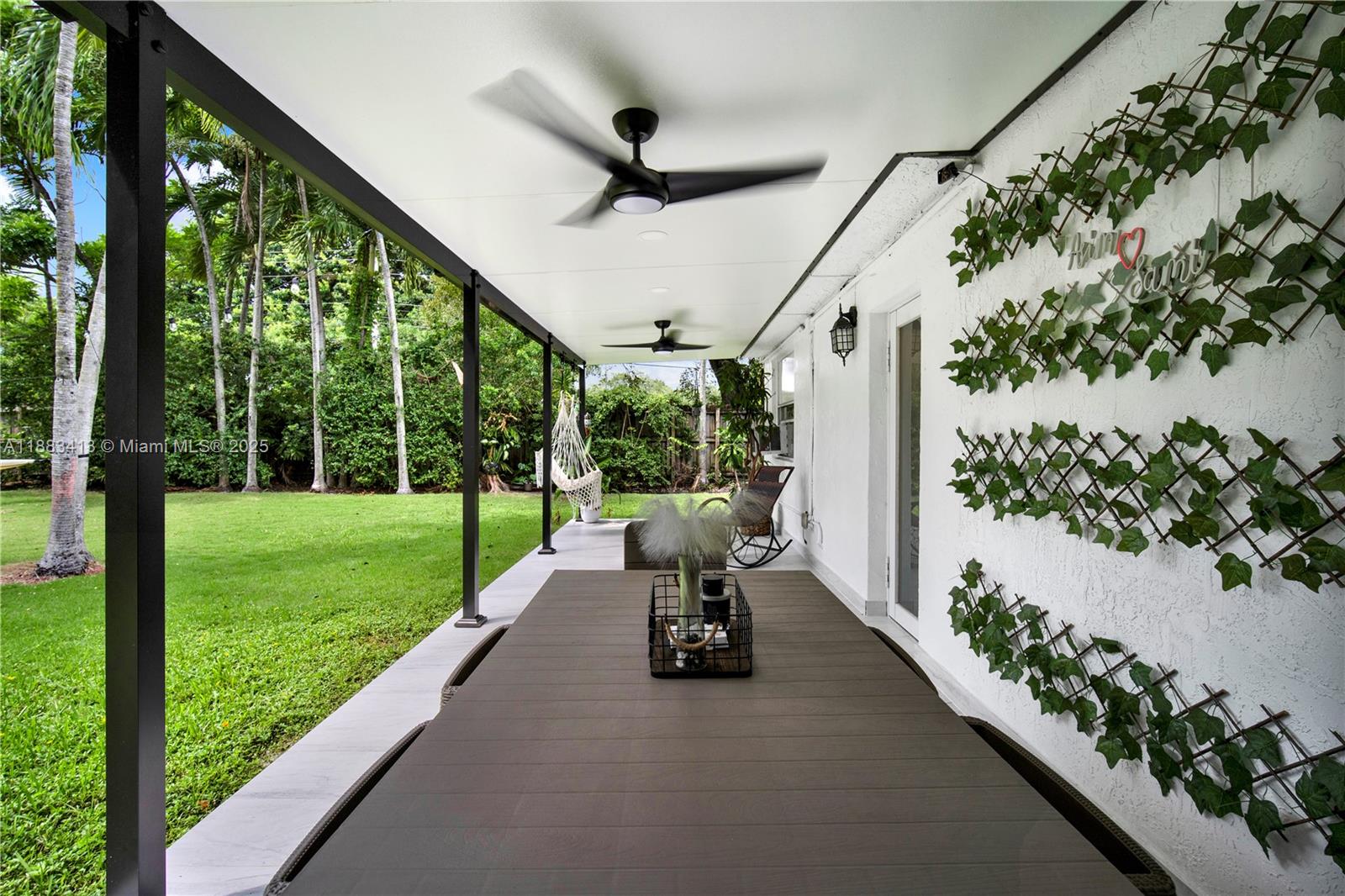 6400 SW 62nd Ct South Miami, FL 33143