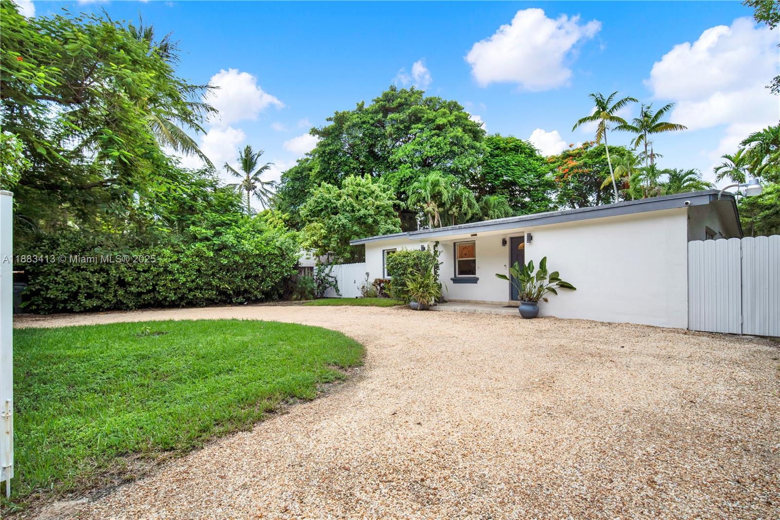 6400 SW 62nd Ct South Miami, FL 33143