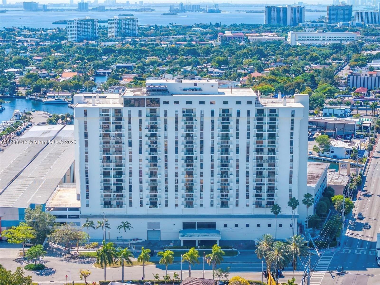 13499 Biscayne Blvd #1601