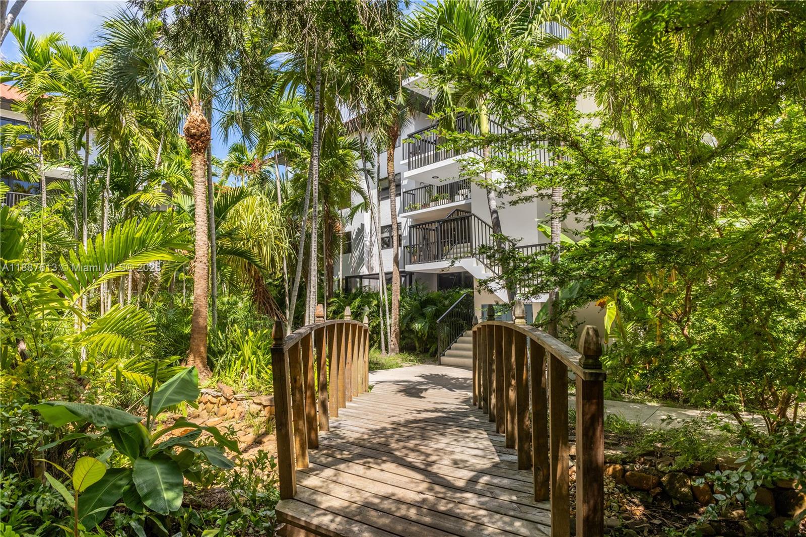image Ocean Village Condo26